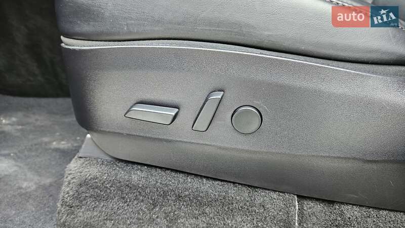 Внедорожник / Кроссовер Tesla Model Y 2020 в Киеве фото 26 Внедорожник / Кроссовер Tesla Model Y 2020 в Киеве