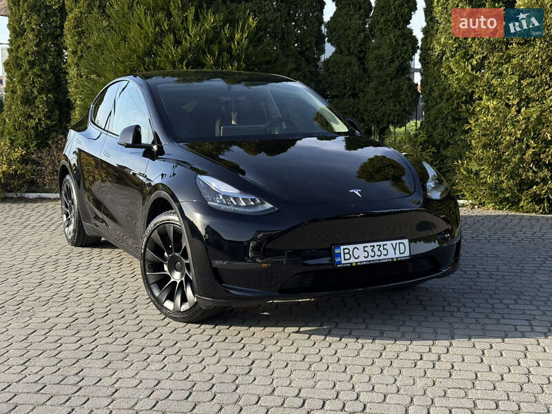 Внедорожник / Кроссовер Tesla Model Y 2023 в Львове
