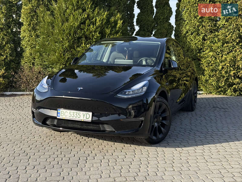 Внедорожник / Кроссовер Tesla Model Y 2023 в Львове