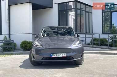 Внедорожник / Кроссовер Tesla Model Y 2022 в 