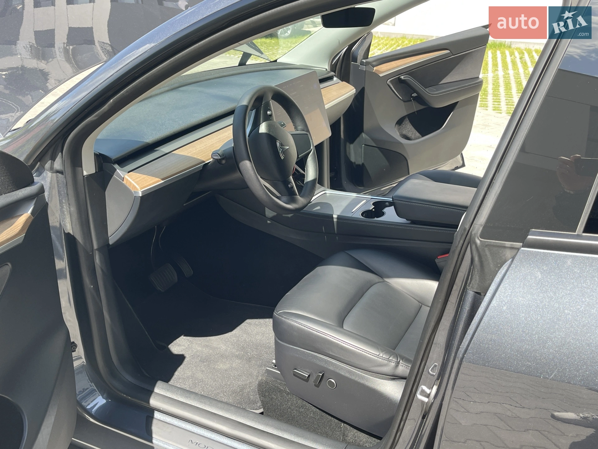 2022 Tesla Model Y - мініатюра 10
