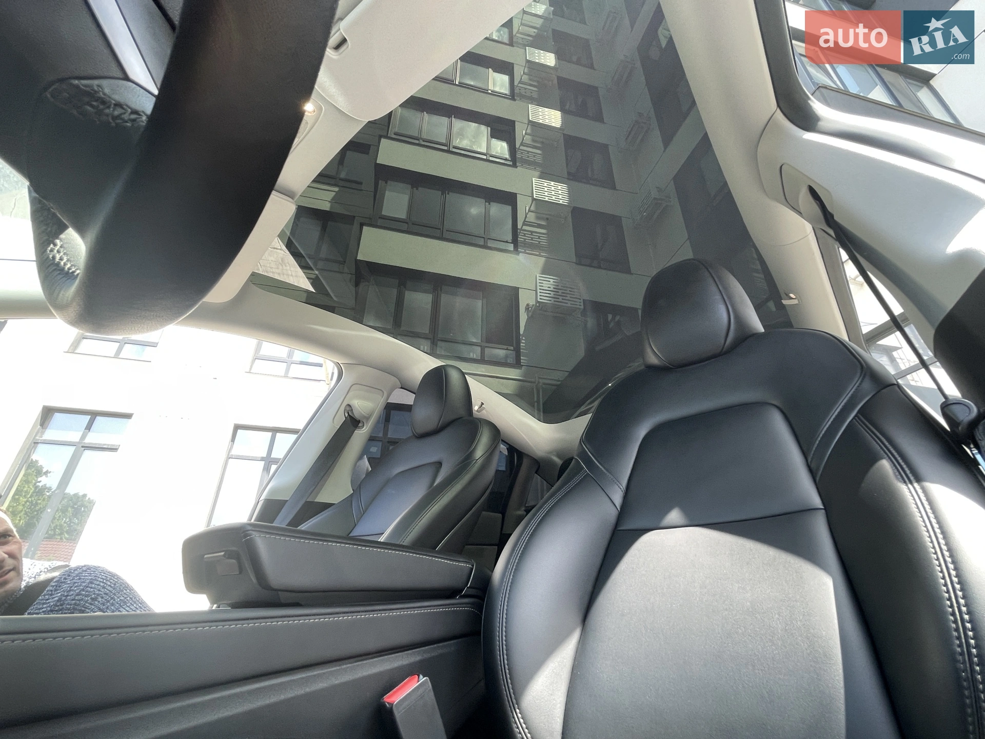 2022 Tesla Model Y - мініатюра 21