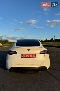Внедорожник / Кроссовер Tesla Model Y 2022 в 