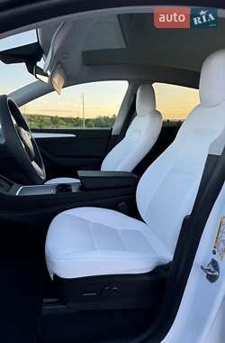 Внедорожник / Кроссовер Tesla Model Y 2022 в 