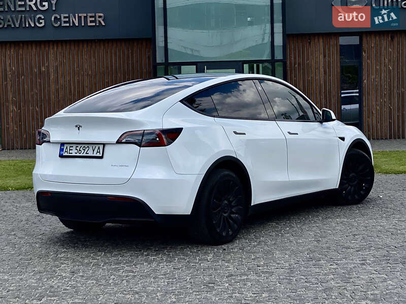 Внедорожник / Кроссовер Tesla Model Y 2023 в Днепре