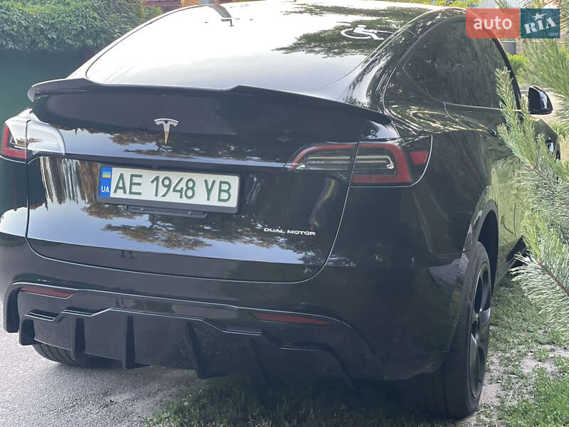 Внедорожник / Кроссовер Tesla Model Y 2023 в Днепре