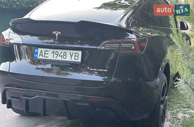 Внедорожник / Кроссовер Tesla Model Y 2023 в 