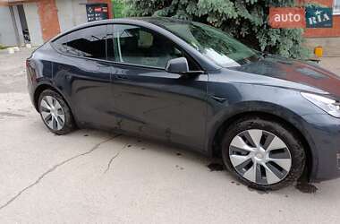 Внедорожник / Кроссовер Tesla Model Y 2024 в 