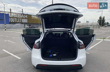 Внедорожник / Кроссовер Tesla Model Y 2022 в 