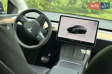 Внедорожник / Кроссовер Tesla Model Y 2023 в 
