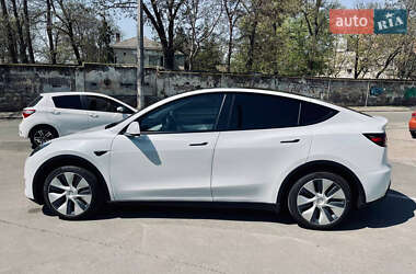 Позашляховик / Кросовер Tesla Model Y 2021 в 