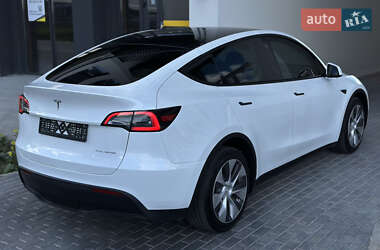 Внедорожник / Кроссовер Tesla Model Y 2023 в 