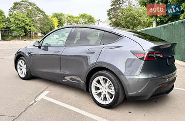 Внедорожник / Кроссовер Tesla Model Y 2021 в 