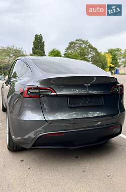 Внедорожник / Кроссовер Tesla Model Y 2021 в 
