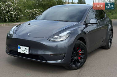 Внедорожник / Кроссовер Tesla Model Y 2021 в 