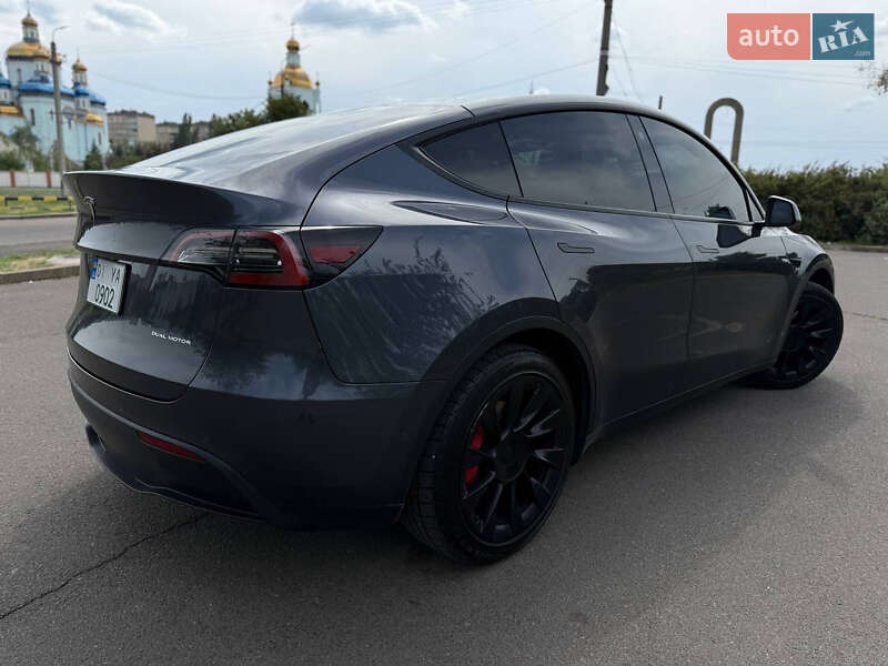 Внедорожник / Кроссовер Tesla Model Y 2021 в Кривом Роге