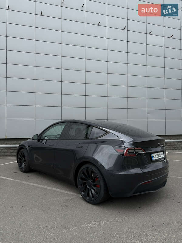 Внедорожник / Кроссовер Tesla Model Y 2024 в Броварах