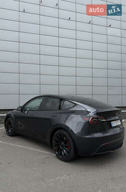 Внедорожник / Кроссовер Tesla Model Y 2024 в 