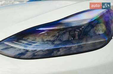 Внедорожник / Кроссовер Tesla Model Y 2021 в 