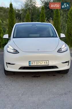 Внедорожник / Кроссовер Tesla Model Y 2021 в 