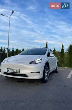 Внедорожник / Кроссовер Tesla Model Y 2021 в 
