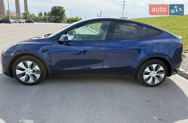 Внедорожник / Кроссовер Tesla Model Y 2023 в 