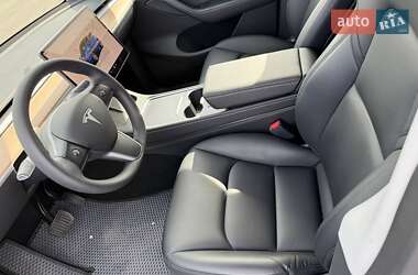Внедорожник / Кроссовер Tesla Model Y 2023 в 