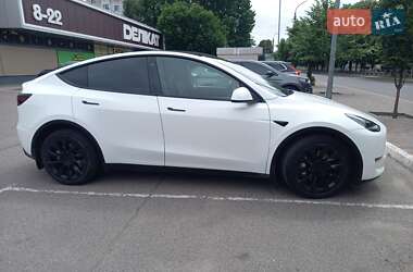 Внедорожник / Кроссовер Tesla Model Y 2021 в 