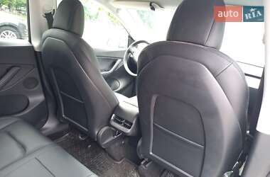 Внедорожник / Кроссовер Tesla Model Y 2021 в 