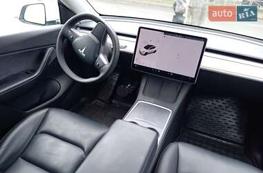 Внедорожник / Кроссовер Tesla Model Y 2021 в 