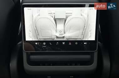 Внедорожник / Кроссовер Tesla Model Y 2025 в 