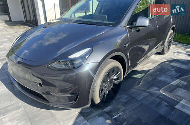 Tesla Model Y 2024 Tesla Model Y 2024