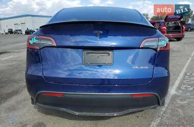 Позашляховик / Кросовер Tesla Model Y 2023 в 