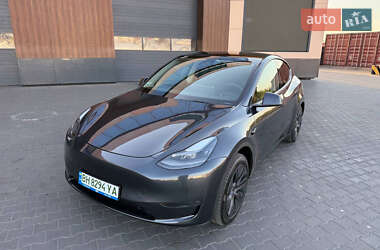 Внедорожник / Кроссовер Tesla Model Y 2024 в Одессе