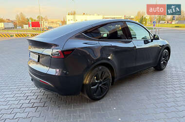 Внедорожник / Кроссовер Tesla Model Y 2024 в 
