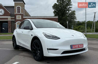 Внедорожник / Кроссовер Tesla Model Y 2023 в 