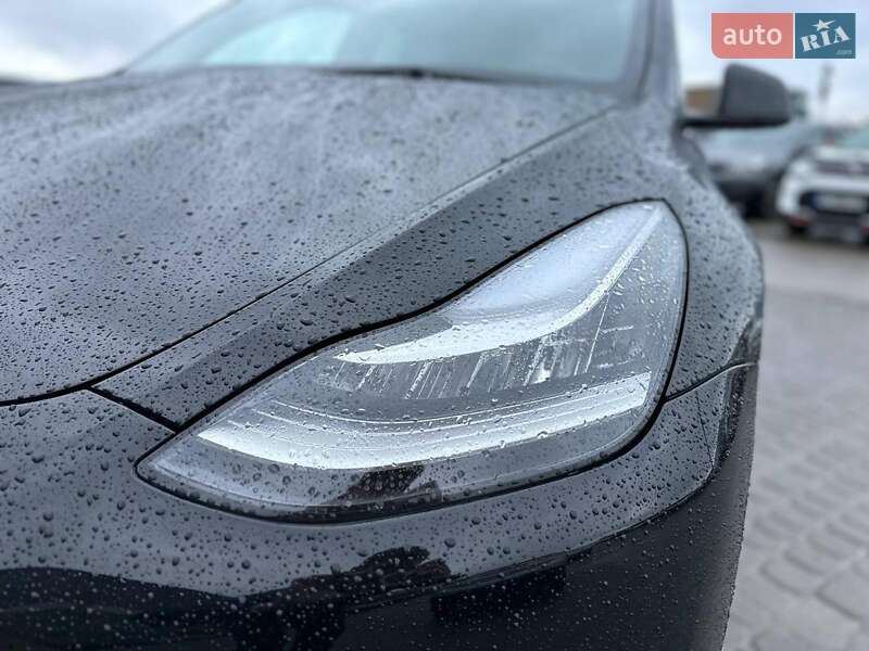 Внедорожник / Кроссовер Tesla Model Y 2022 в Львове