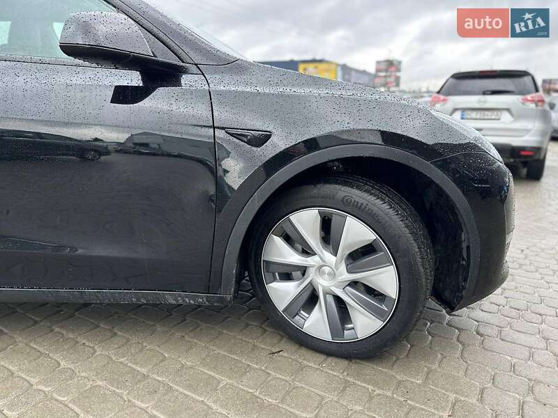 Внедорожник / Кроссовер Tesla Model Y 2022 в Львове