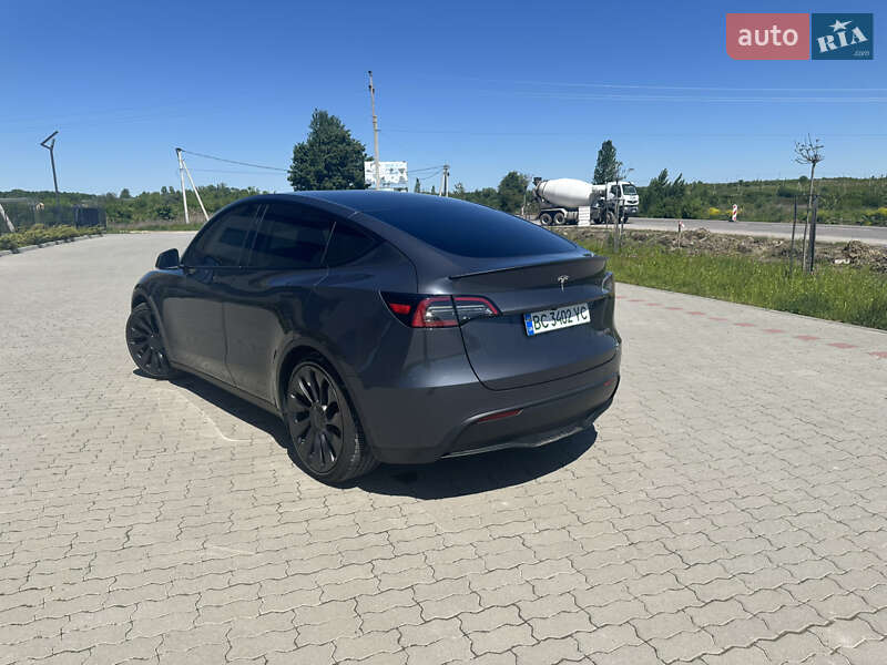 Внедорожник / Кроссовер Tesla Model Y 2023 в Львове