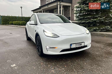 Внедорожник / Кроссовер Tesla Model Y 2022 в Киеве