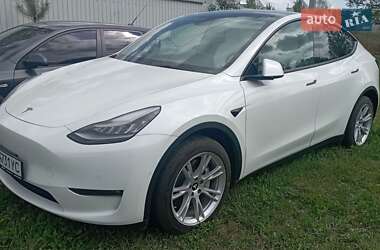 Внедорожник / Кроссовер Tesla Model Y 2021 в 