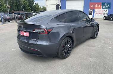 Внедорожник / Кроссовер Tesla Model Y 2021 в 