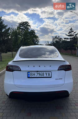 Внедорожник / Кроссовер Tesla Model Y 2023 в 