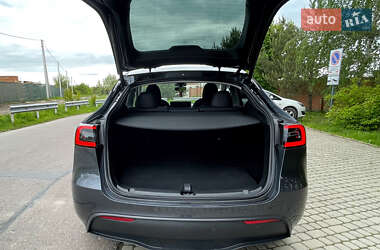 Внедорожник / Кроссовер Tesla Model Y 2023 в 