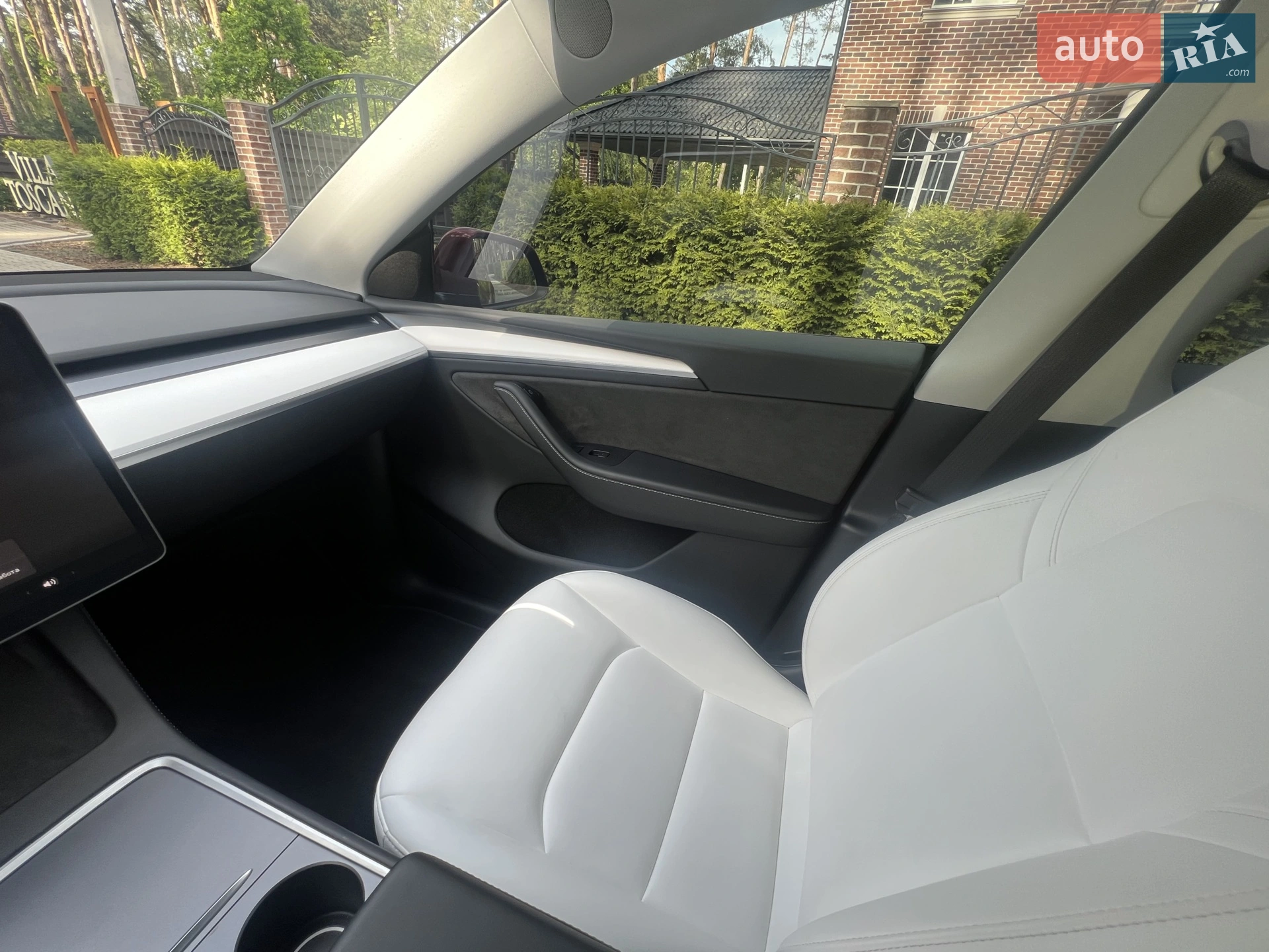 2024 Tesla Model Y - мініатюра 11