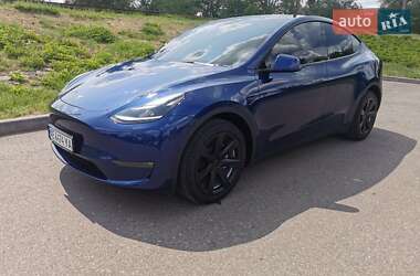 Внедорожник / Кроссовер Tesla Model Y 2024 в 