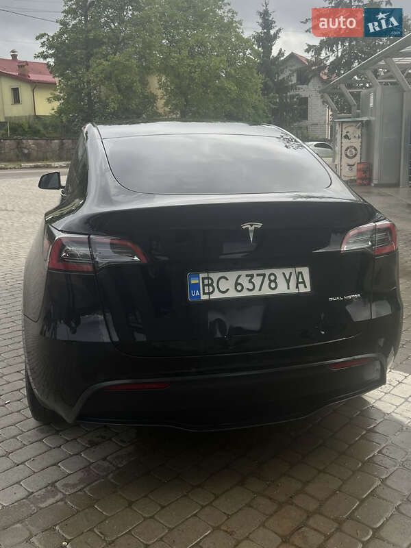 Внедорожник / Кроссовер Tesla Model Y 2022 в Львове