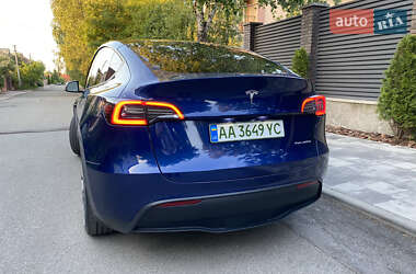 Внедорожник / Кроссовер Tesla Model Y 2022 в 