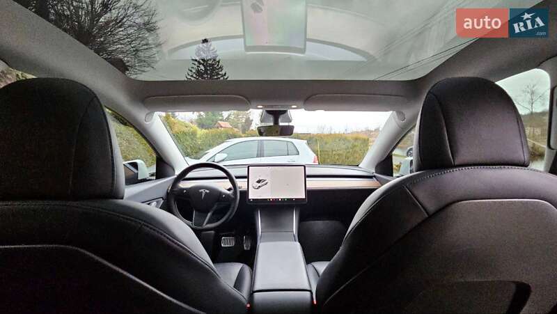 Внедорожник / Кроссовер Tesla Model Y 2021 в Киеве