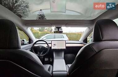 Позашляховик / Кросовер Tesla Model Y 2021 в 